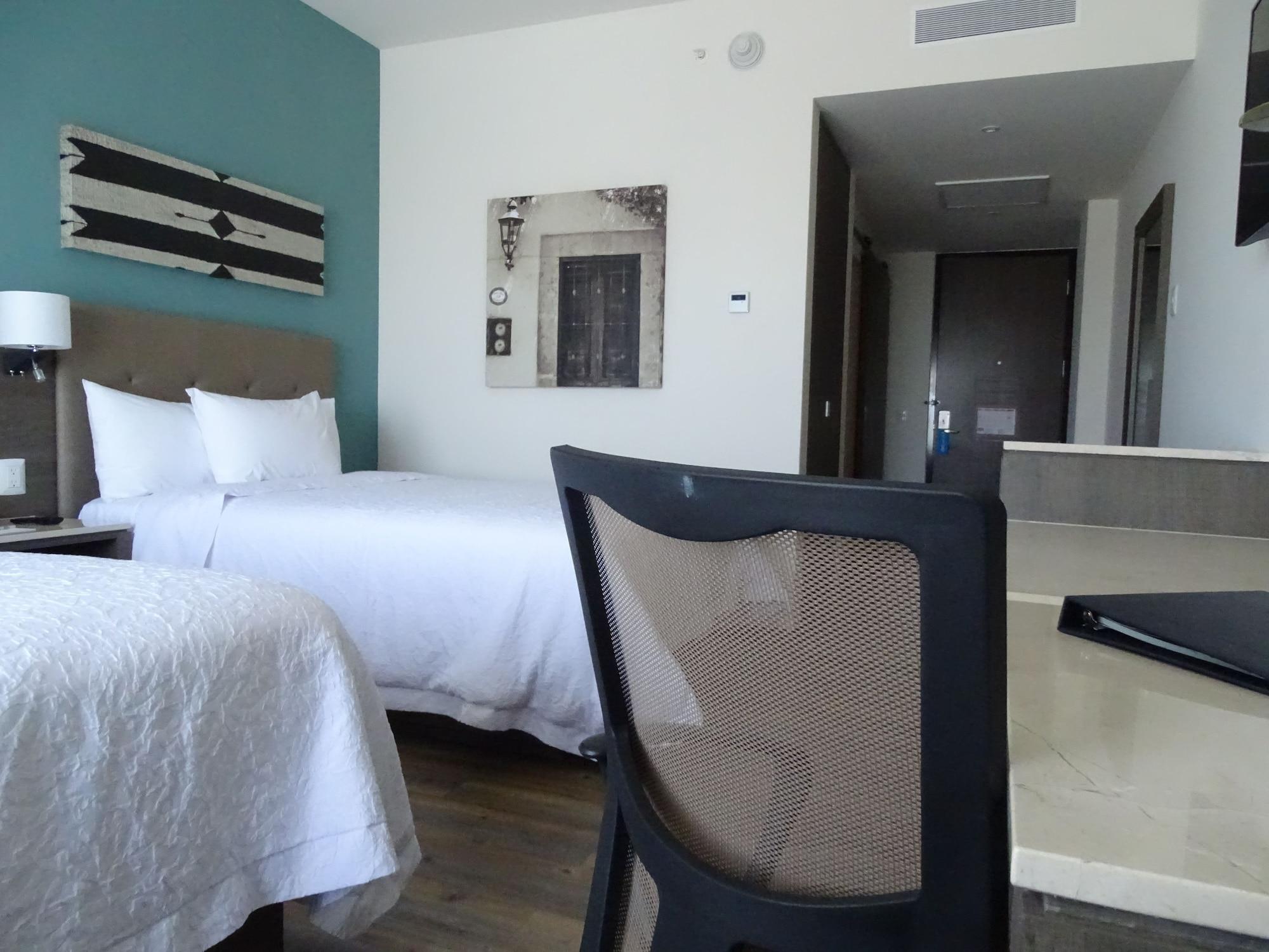 Hampton Inn By Hilton Celaya Celaya  Exterior foto